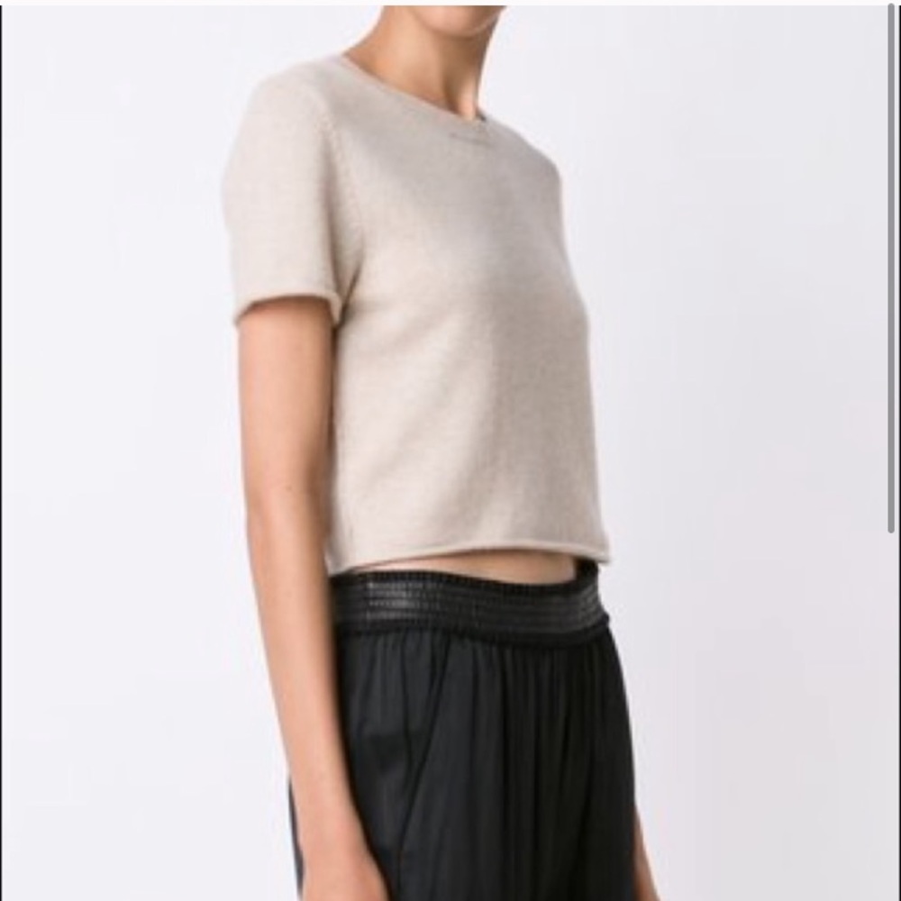 THEPERFEXT Doherty Cropped Cashmere Sweater - Picture 2 of 6
